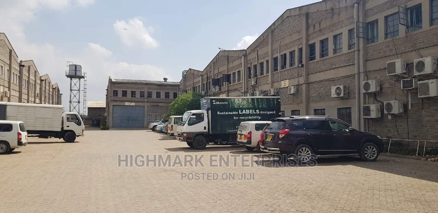 8600 Sq Ft Godown - Perfect for Business Growth and Storage in City Cabanas