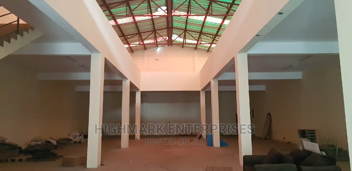 8600 Sq Ft Godown - Perfect for Business Growth and Storage in City Cabanas