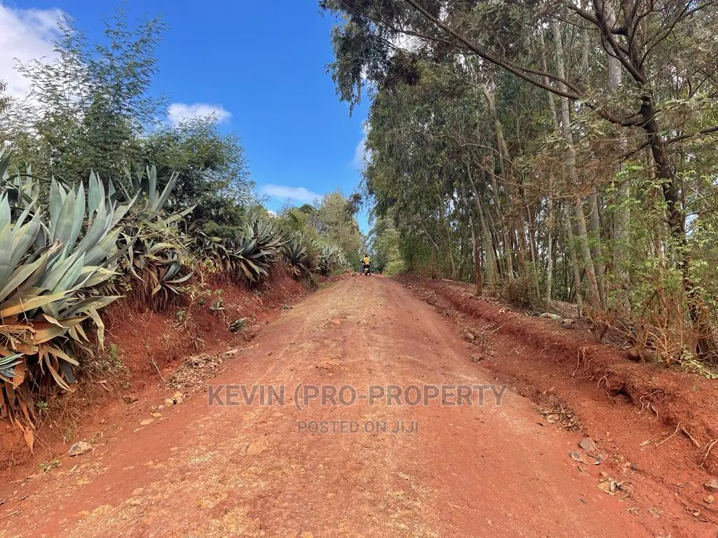 Gikambura, Kikuyu: Spacious Residential Land for Sale in Karai