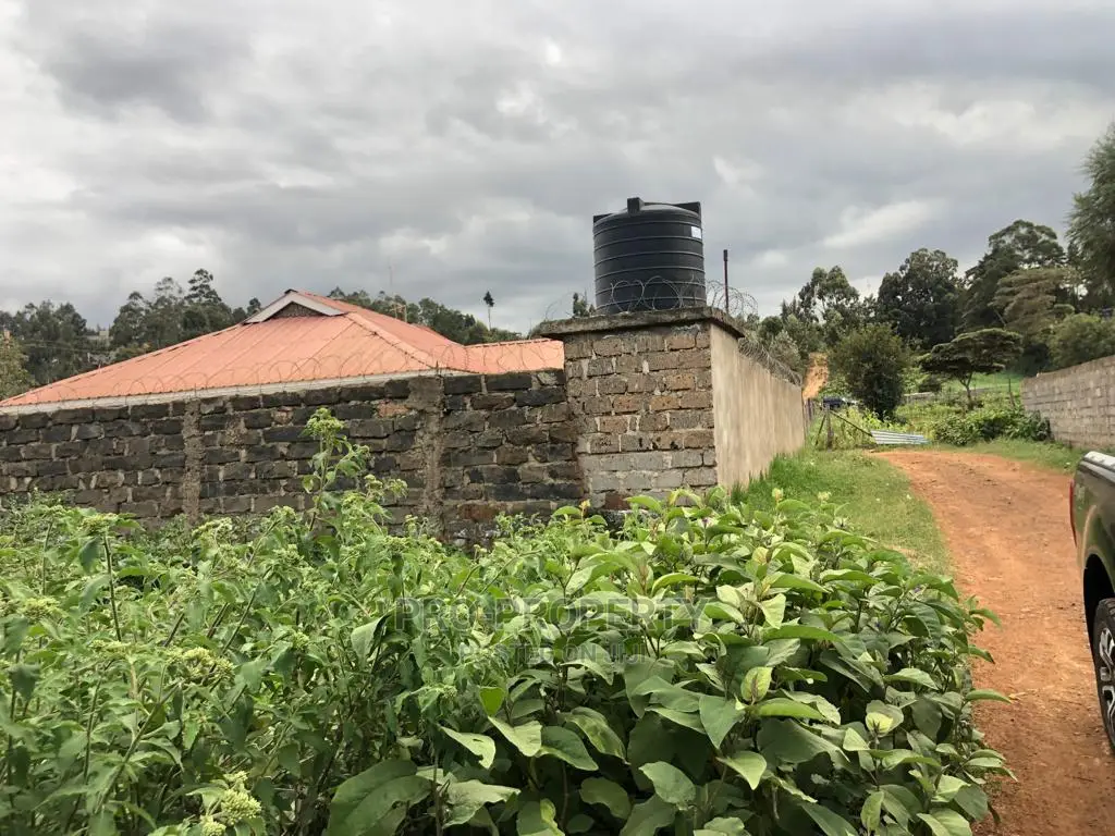 Fenced 0.05 Ha Plot for Sale in Kikuyu, Gikambura in Karai