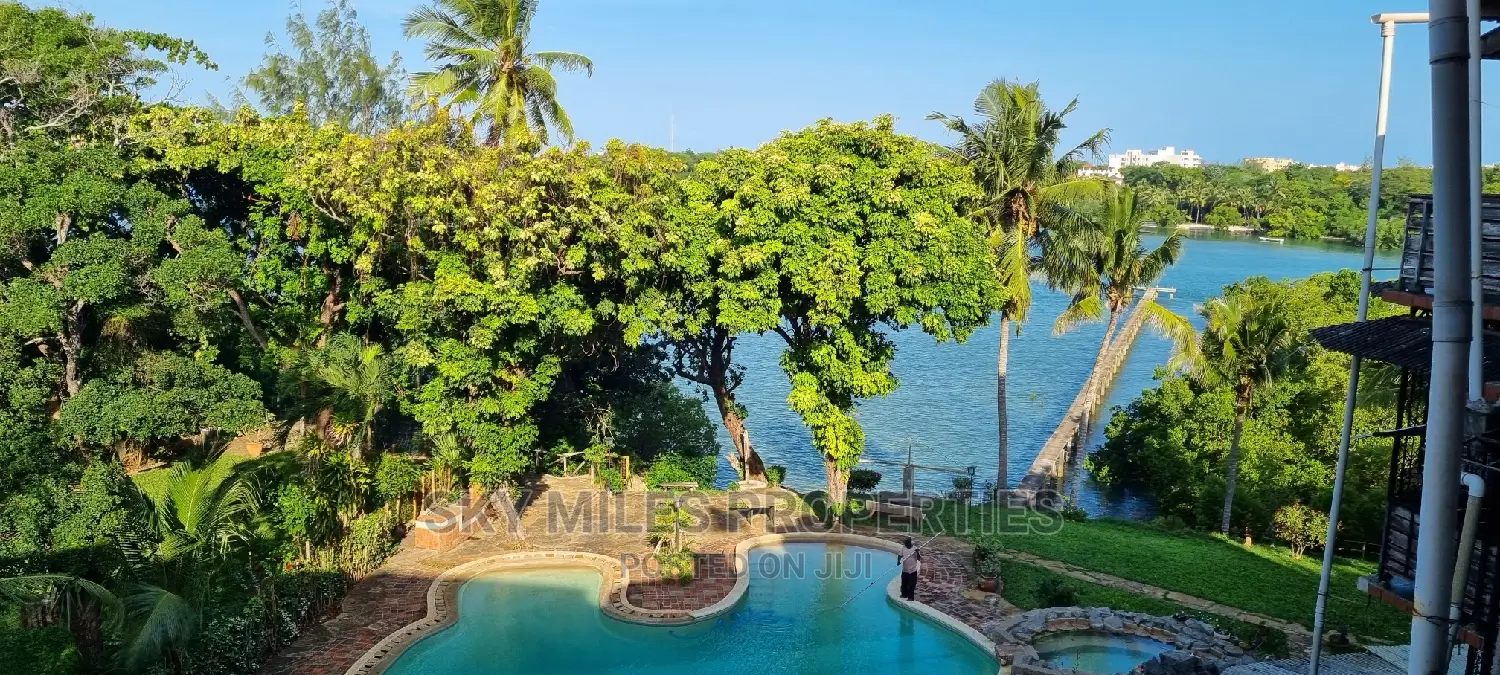 Beachfront One-Bedroom Apartment in Mtwapa - Fully Furnished in Mtwapa