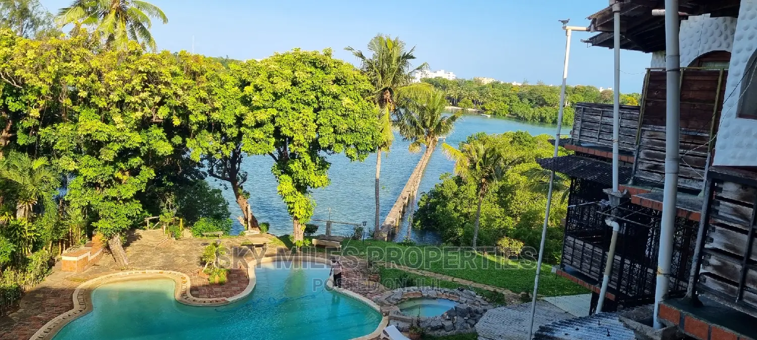 Beachfront One-Bedroom Apartment in Mtwapa - Fully Furnished in Mtwapa