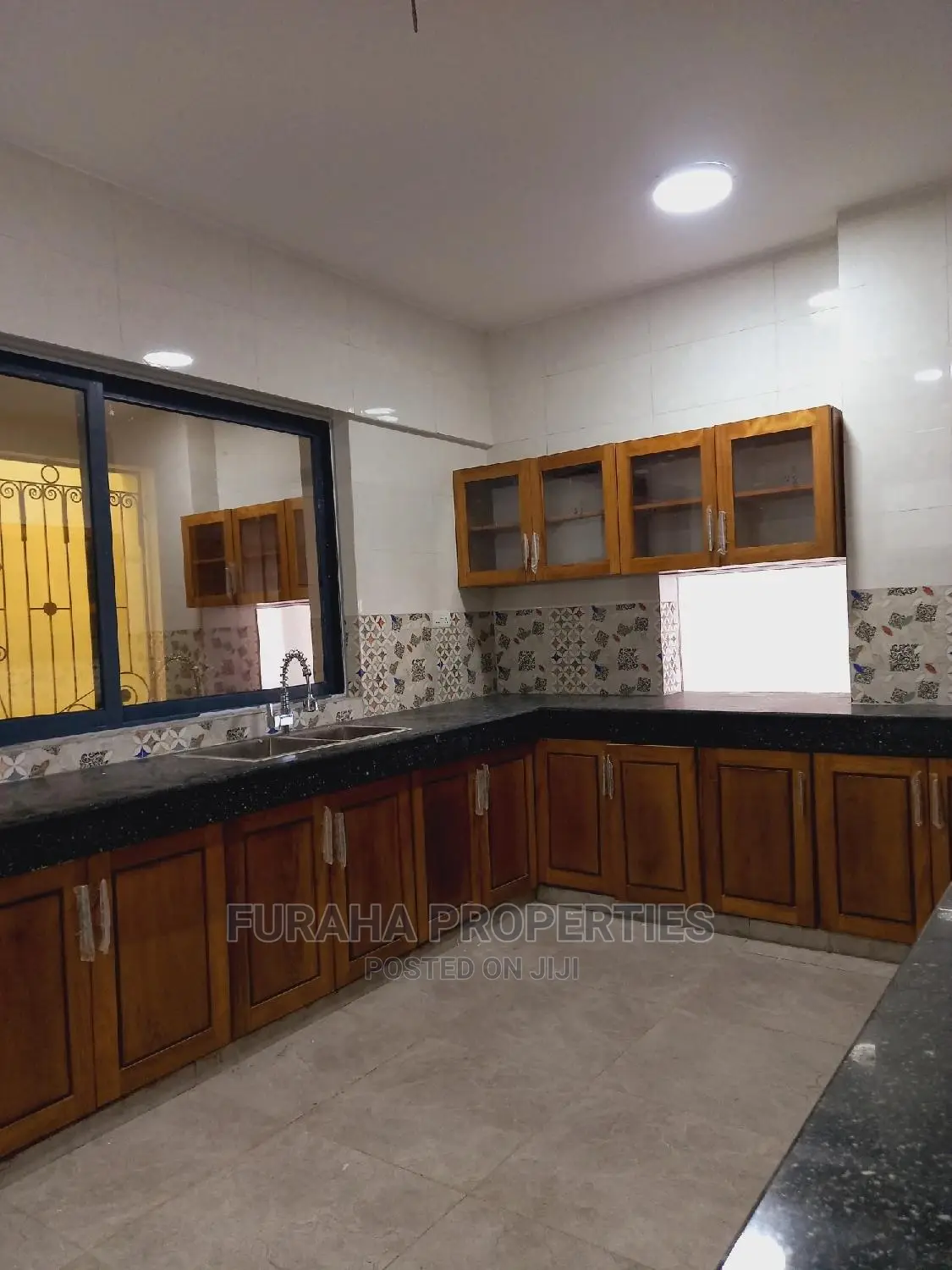 Find Your Dream Home: 3-Bedroom Apartment in Kizingo in Kizingo
