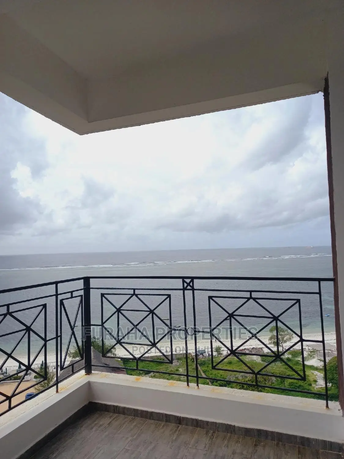 4 Bedroom Duplex in Exclusive Nyali Neighborhood in Nyali