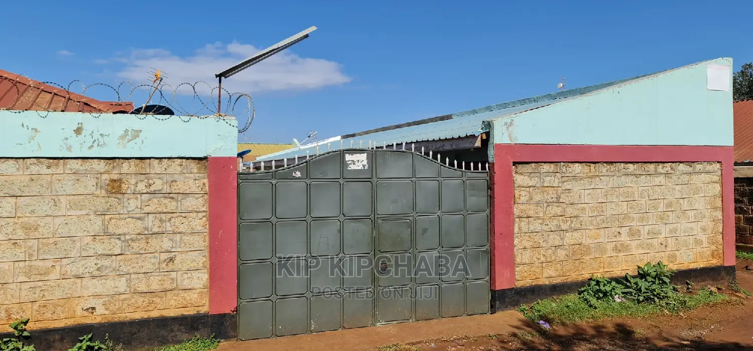 Duplex with 10 Bedrooms in Kahoya, Huruma - For Sale Now in Huruma