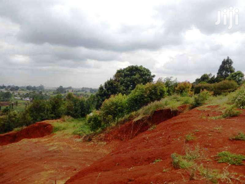2.5-acre Kikuyu Land in Gitaru: Ideal for Development in Gitaru