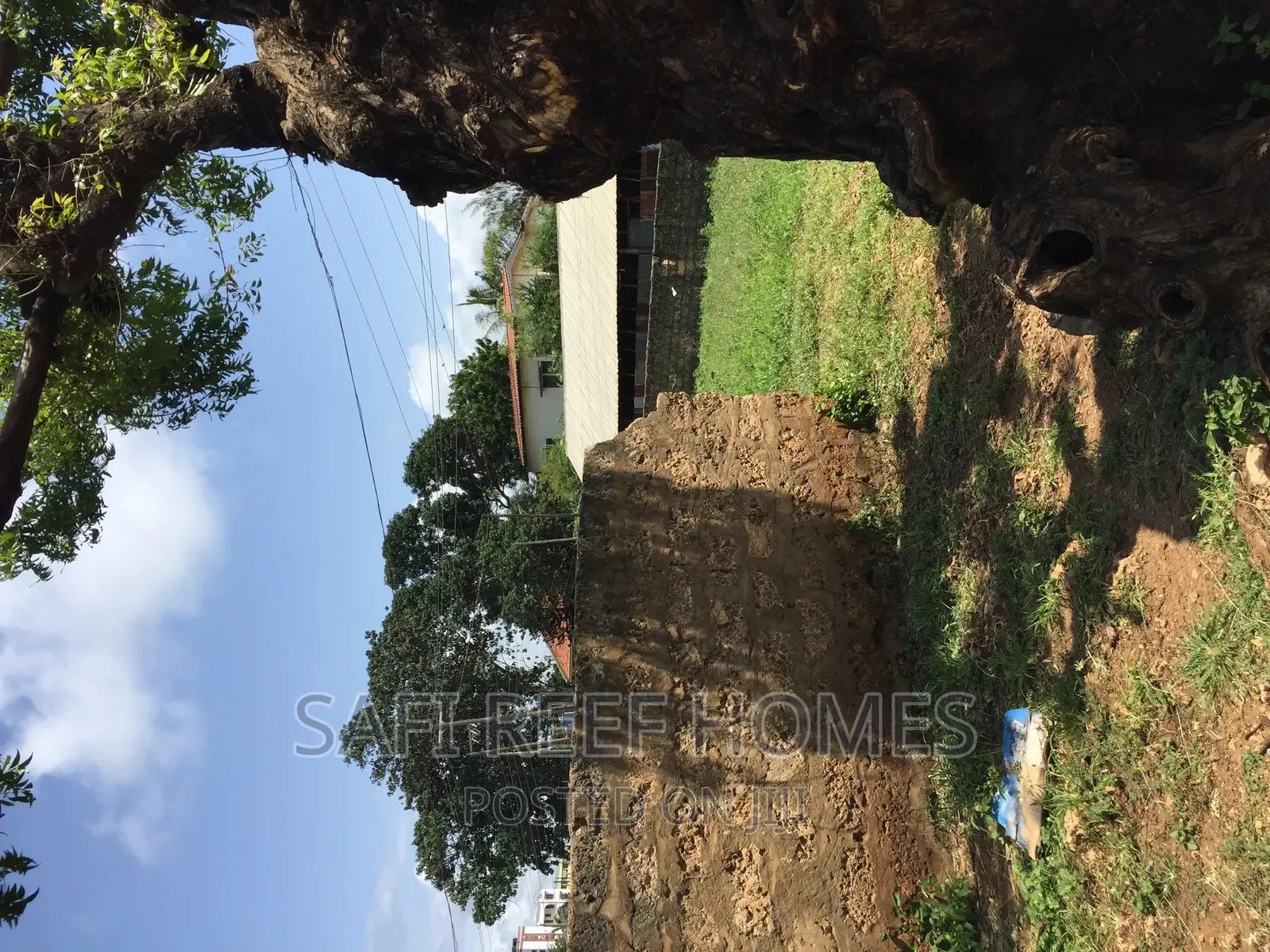 Spacious 1/4 Plot for Sale on Nyali Beachroad: Invest Today! in Nyali