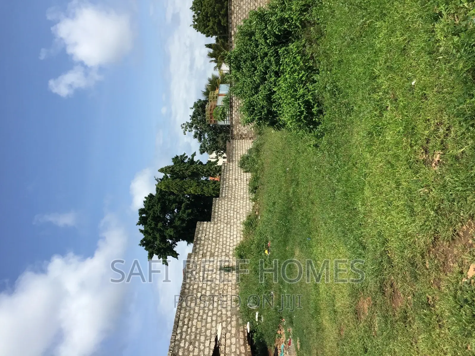Spacious 1/4 Plot for Sale on Nyali Beachroad: Invest Today! in Nyali