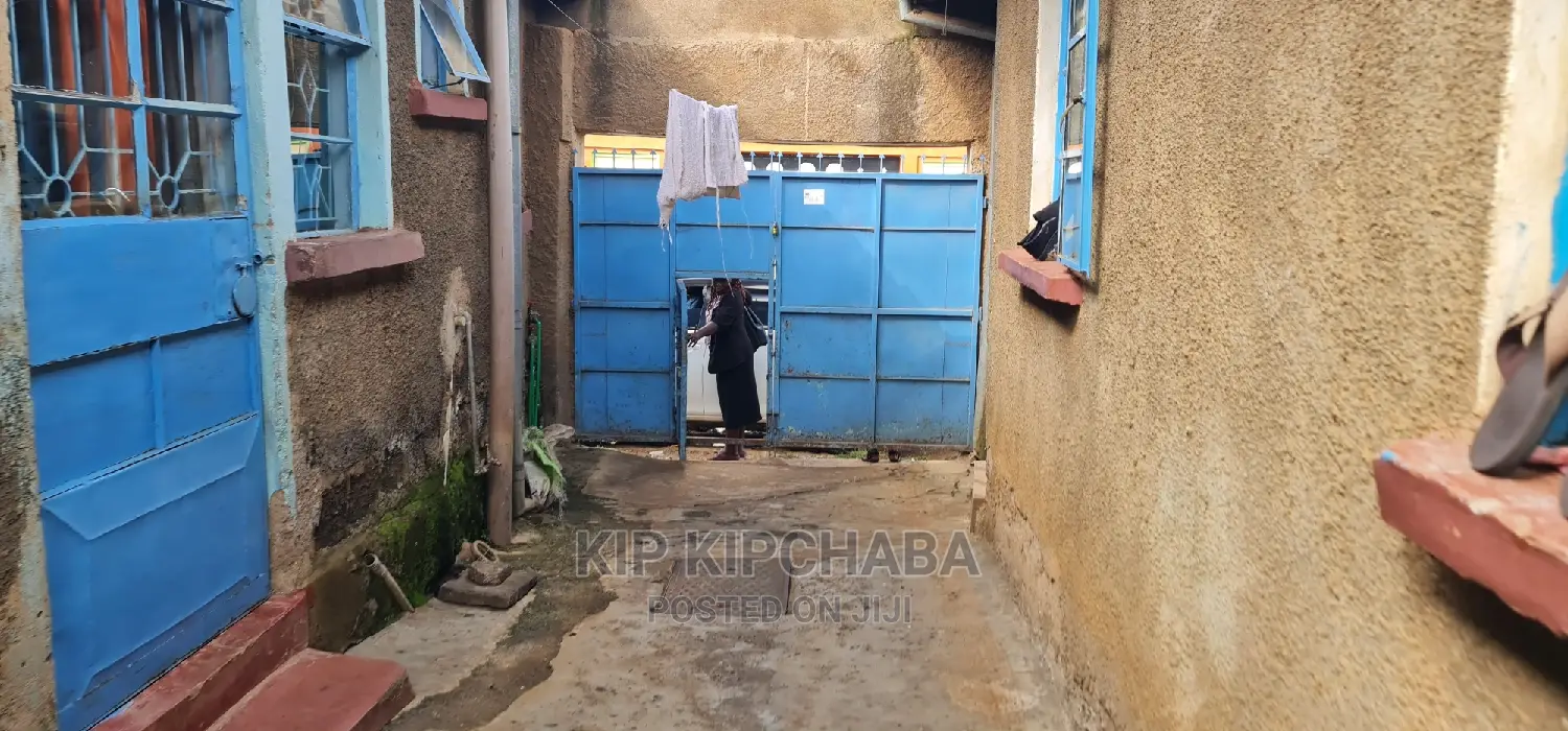 Spacious 10-Bedroom Duplex in Mwanzo, West Indies for Sale in West Indies