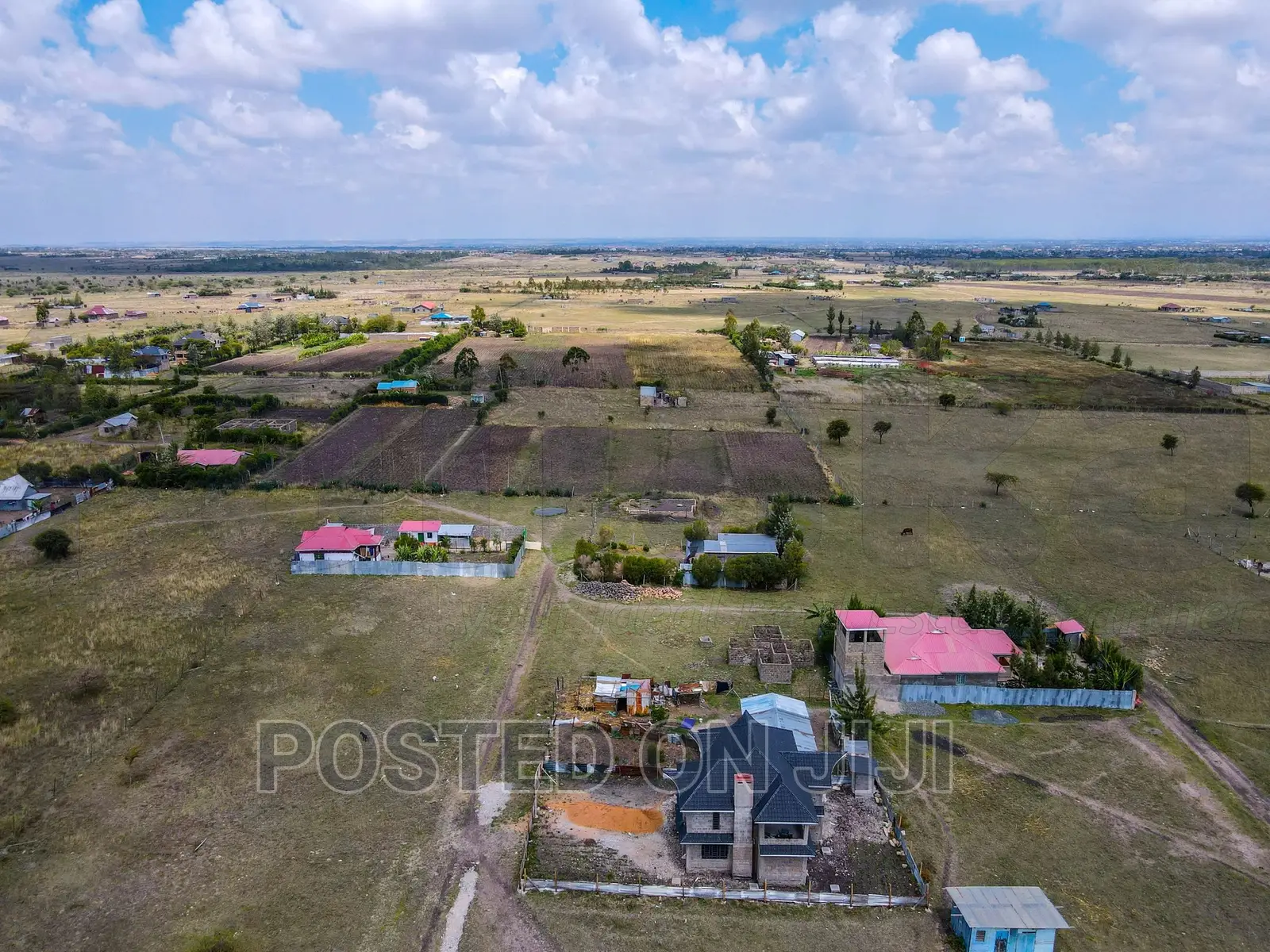 Plots in Malaa- 899,000 in Malaa