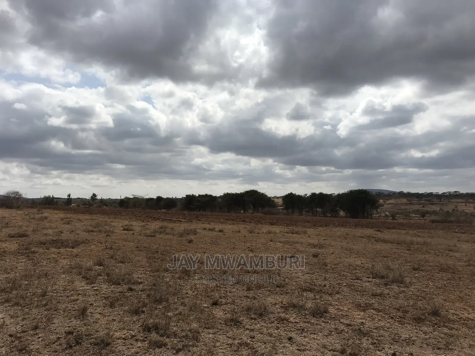 10 Acre Konza in Malili