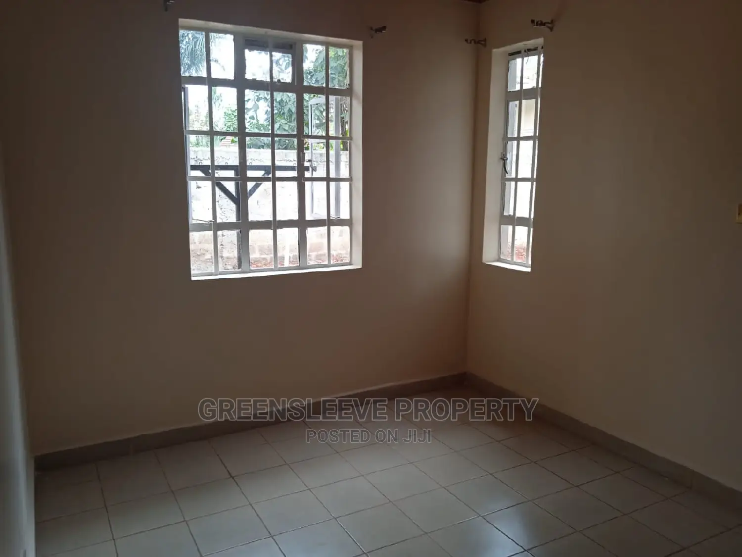 4bdrm House in Livington, Lavington for Rent in Lavington