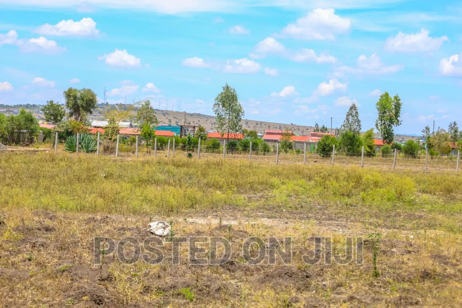 Plot Near Tarmac in Koma Hills Area