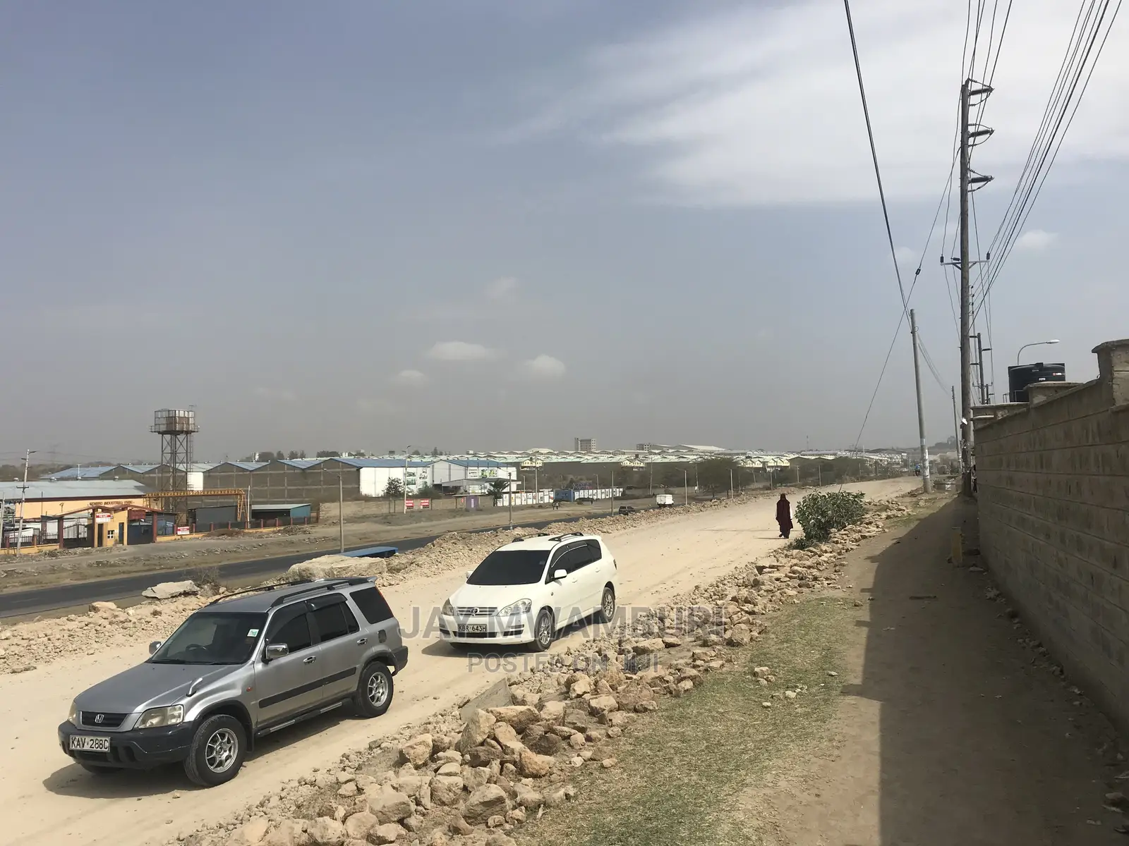 10 Acre Touching Tarmac in Sabaki