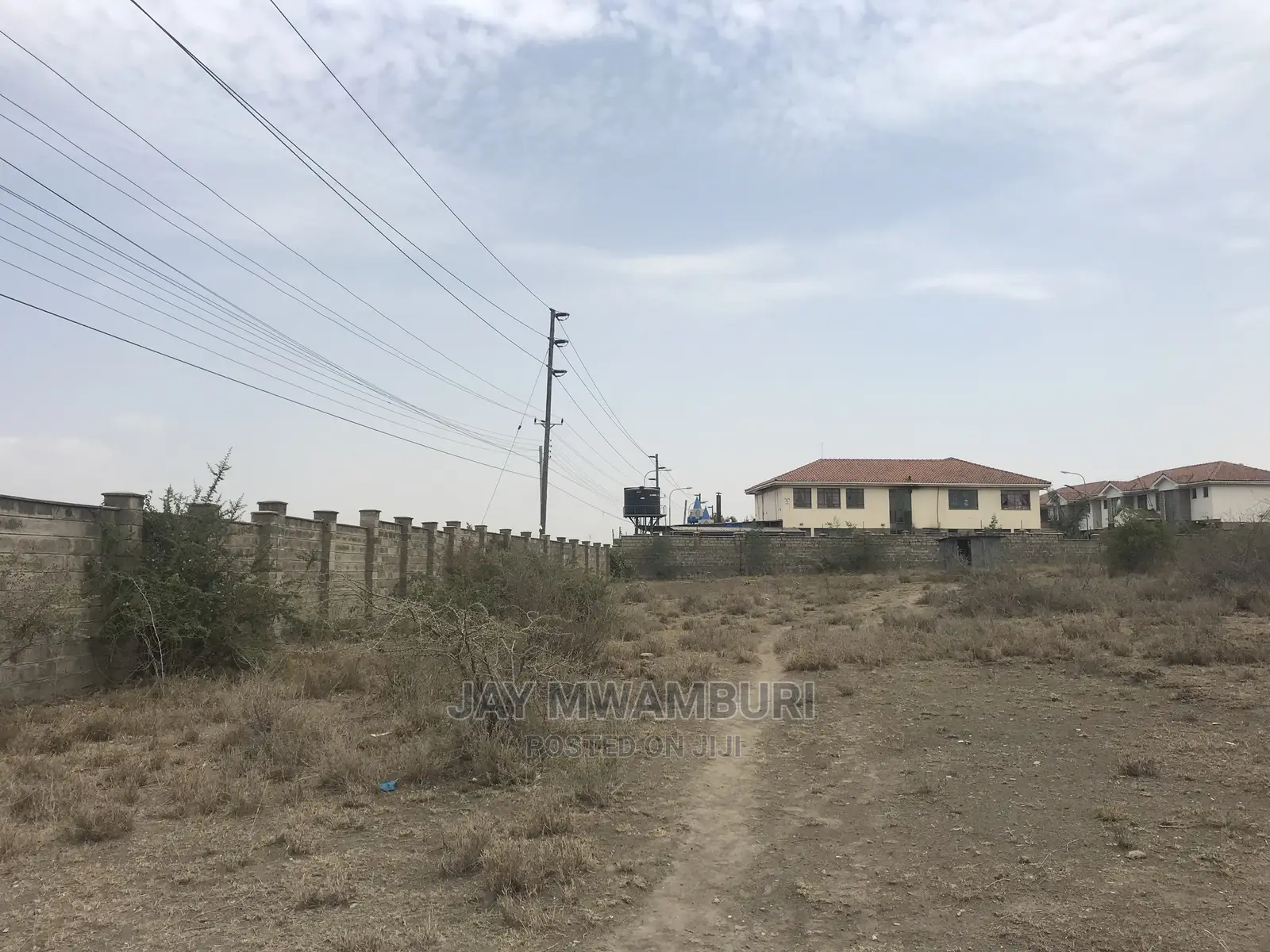 10 Acre Touching Tarmac in Sabaki