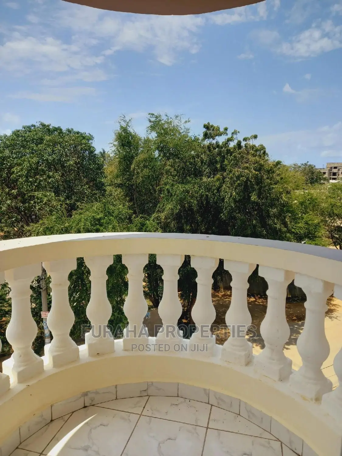 Comfortable 3-Bedroom Apartment in Mtwapa for Sale - Your Dream Home Awaits! in Mtwapa
