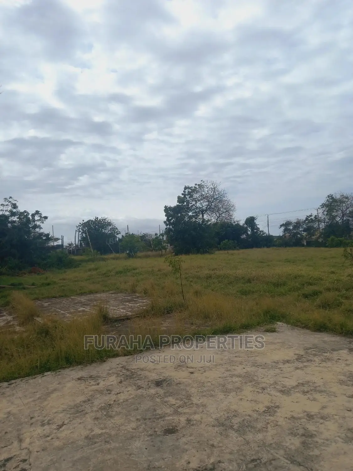 8 Acres Prime Land in Shanzu - Buy Now, Build Your Dream! in Shanzu