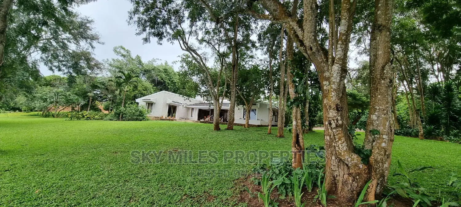 Holiday Accommodation: Furnished 3-Bedroom at Vipingo Ridge in Vipingo