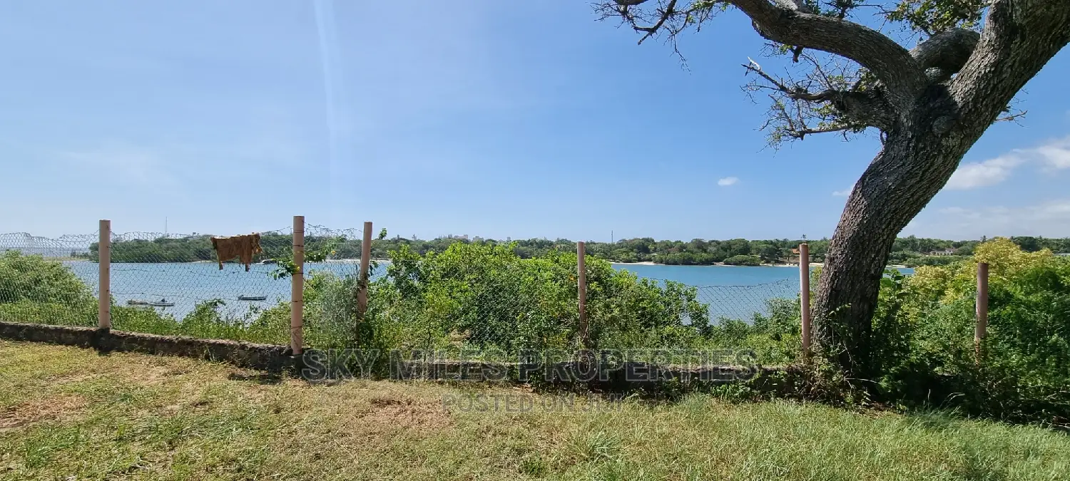 Sandy Beach Land in Mtwapa Coba-Cabbana - For Sale in Mtwapa