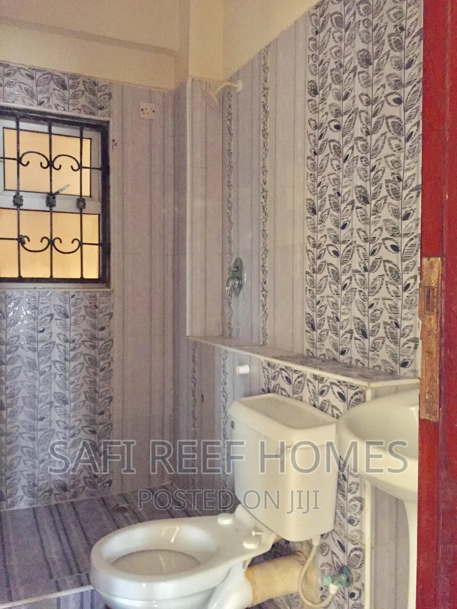 Nyali 3-Bedroom Apartment with Balcony and Parking in Nyali