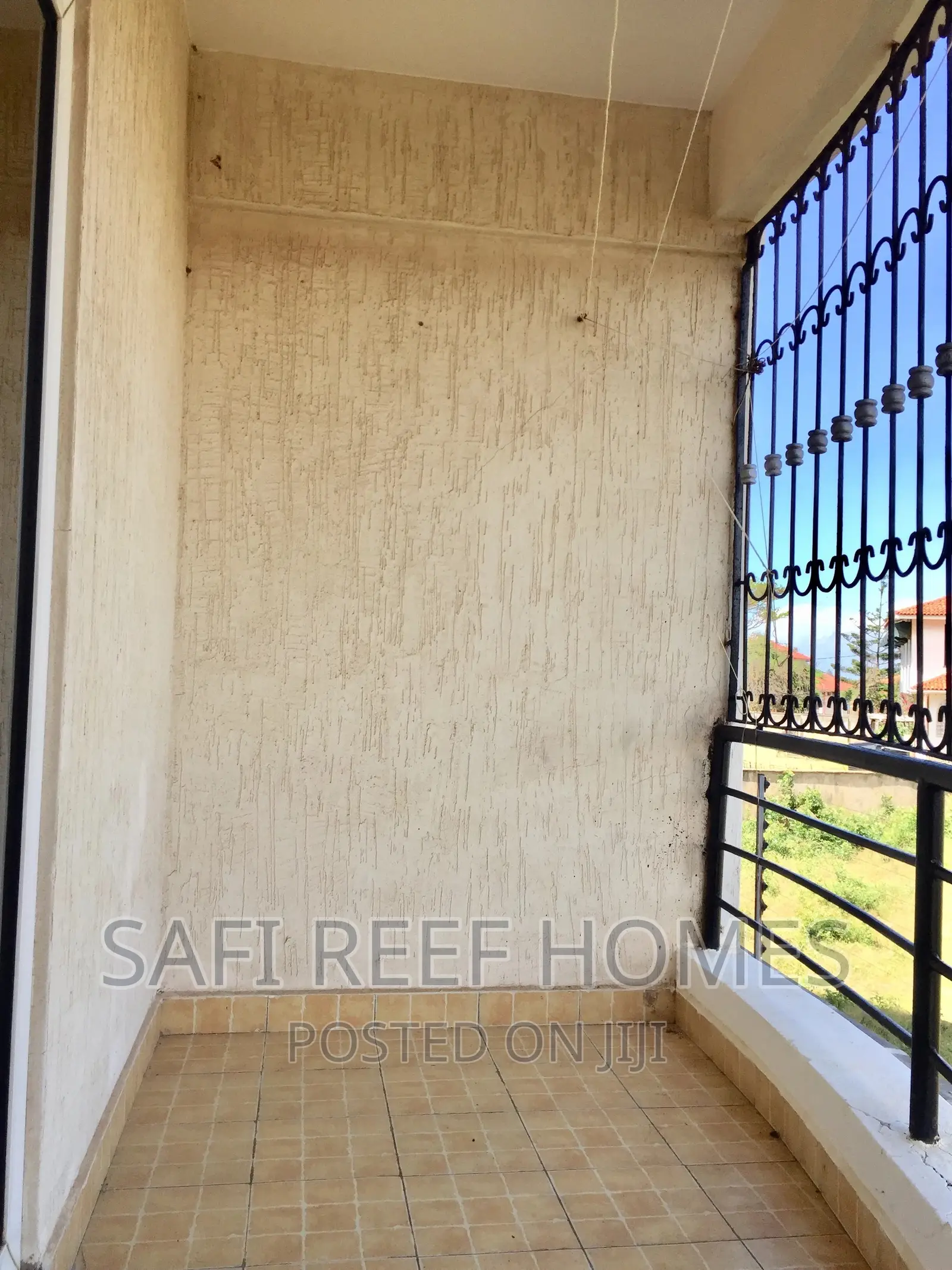 Nyali 3-Bedroom Apartment with Balcony and Parking in Nyali