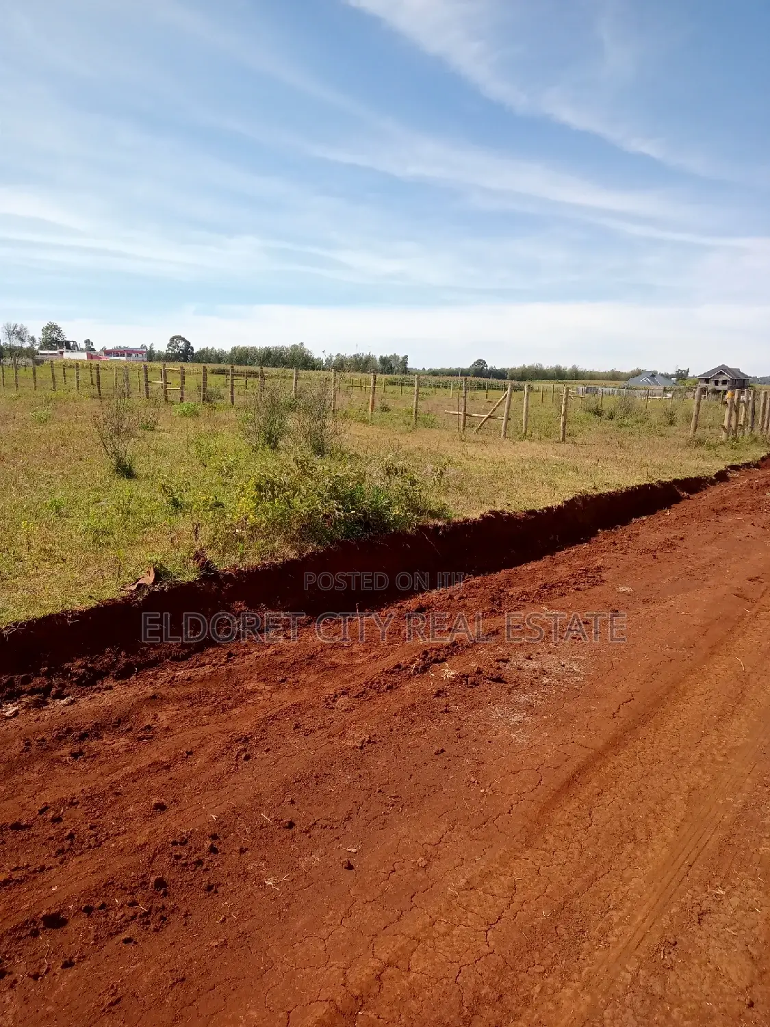 4 plot has easy access to Tarmac. Perfect for your dream home or investment. in Eldoret CBD