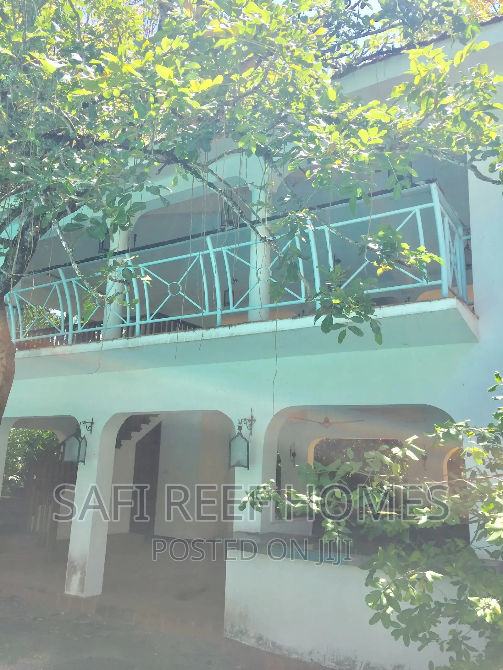 5-Bedroom Maisonette in Sought-After Nyali Community in Nyali