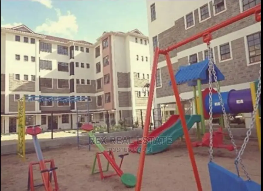 Five Star Gardens 2-Bedroom Apartment in Gateway Mall Area - For Sale in Gateway Mall Area