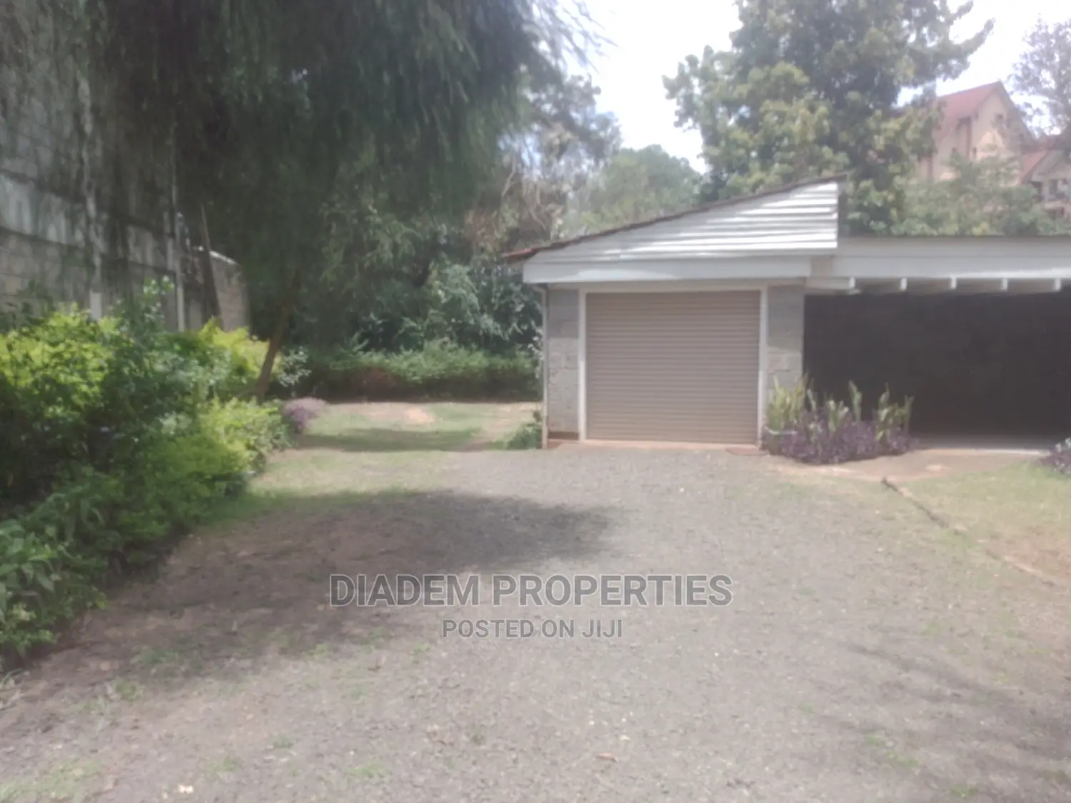 Ideal Commercial Space in Kileleshwa - Bungalow to Let in Kileleshwa