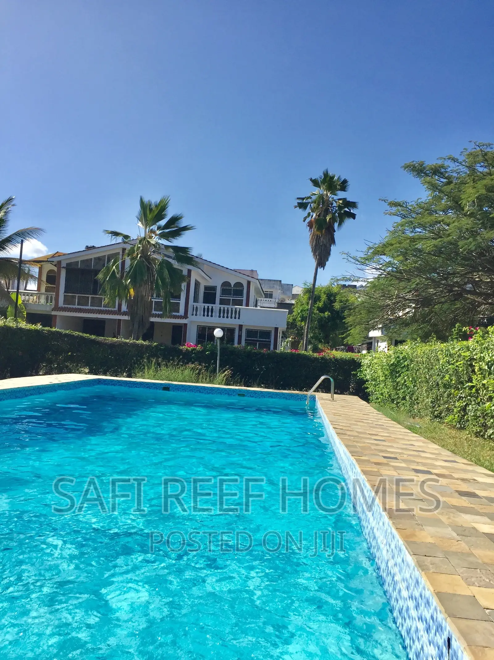 Prestigious 4-Bedroom Villa in Nyali - For Sale in Nyali