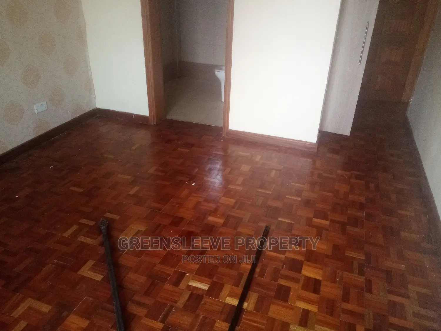 5bdrm Townhouse / Terrace in Hardy for Rent in Hardy