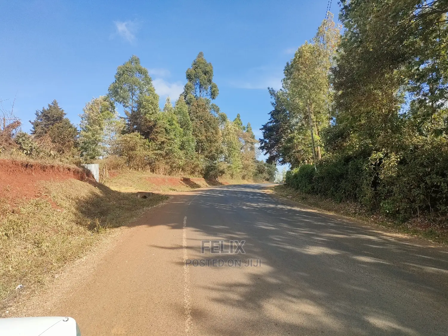 Karatina/ Grandkago Prime Plot Touching Main Tarmac in Karatina Town