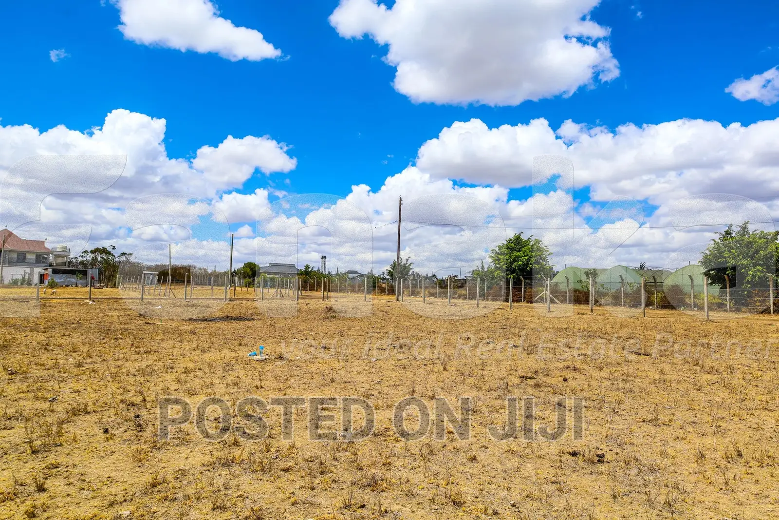 Land Near Tarmac for Sale in Malaa