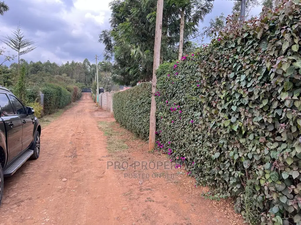 Quality Gikambura Residential Plot for Sale - 50x100fts in Karai