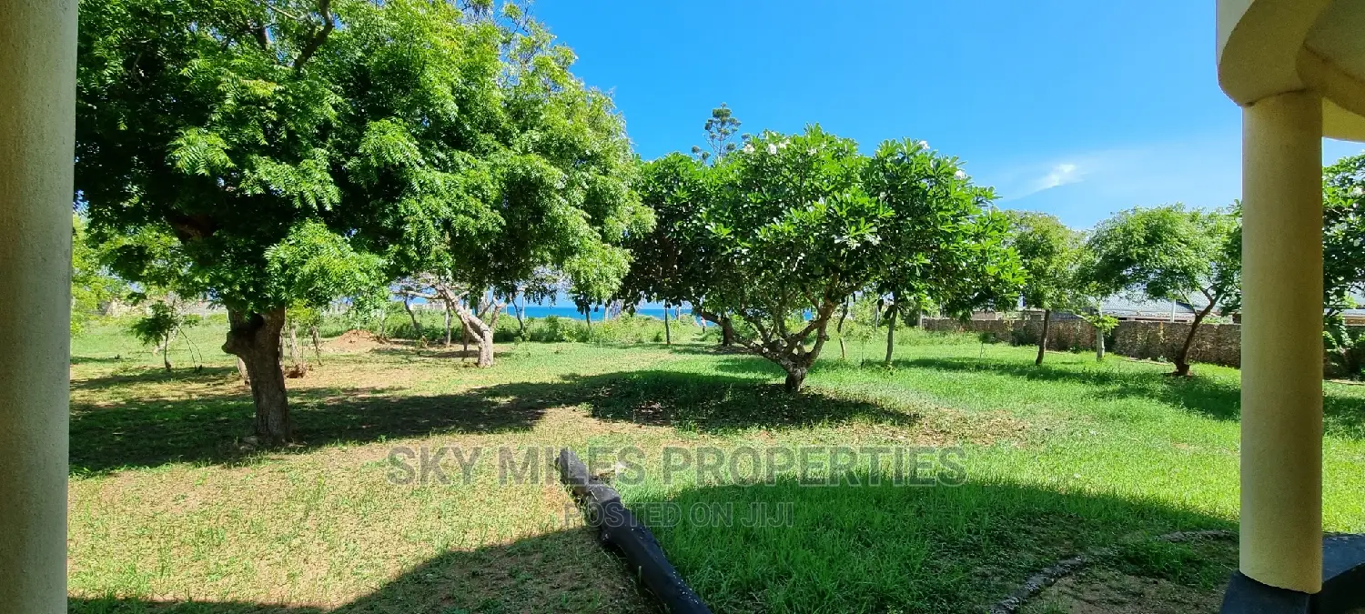 Spacious 3-Bedroom Villa for Sale in Jumba Ruins, Mtwapa in Mtwapa