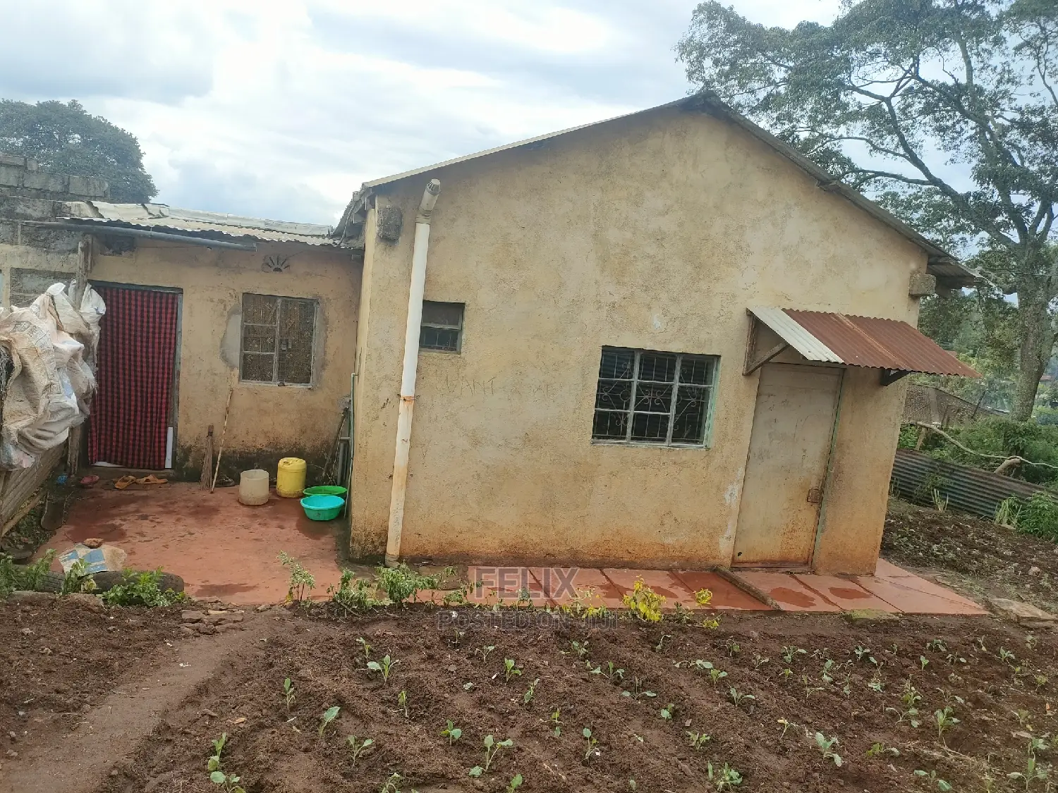 Karatina /Ragati 40/80 in Karatina Town