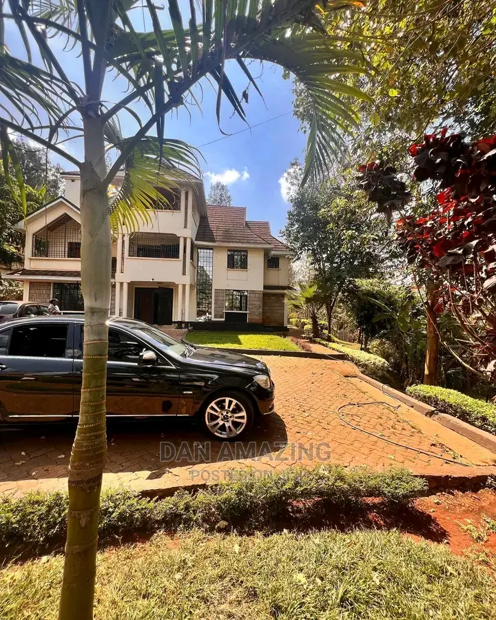 Impressive 6-Bedroom Maisonette for Sale in Exclusive Kitisuru in Kitisuru