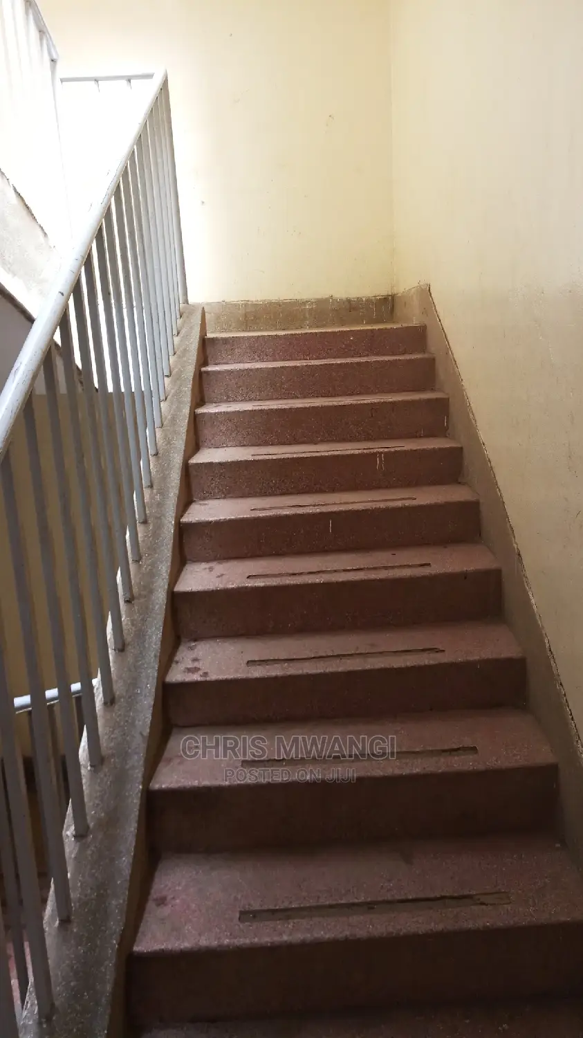 Charming 1-Bedroom Apartment in Donhlme Estate, Greenspan for Sale in Greenspan