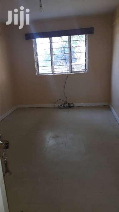 One-Bedroom Parklands Extension: Perfect for Renters Seeking a Comfortable Space in Parklands/Highridge
