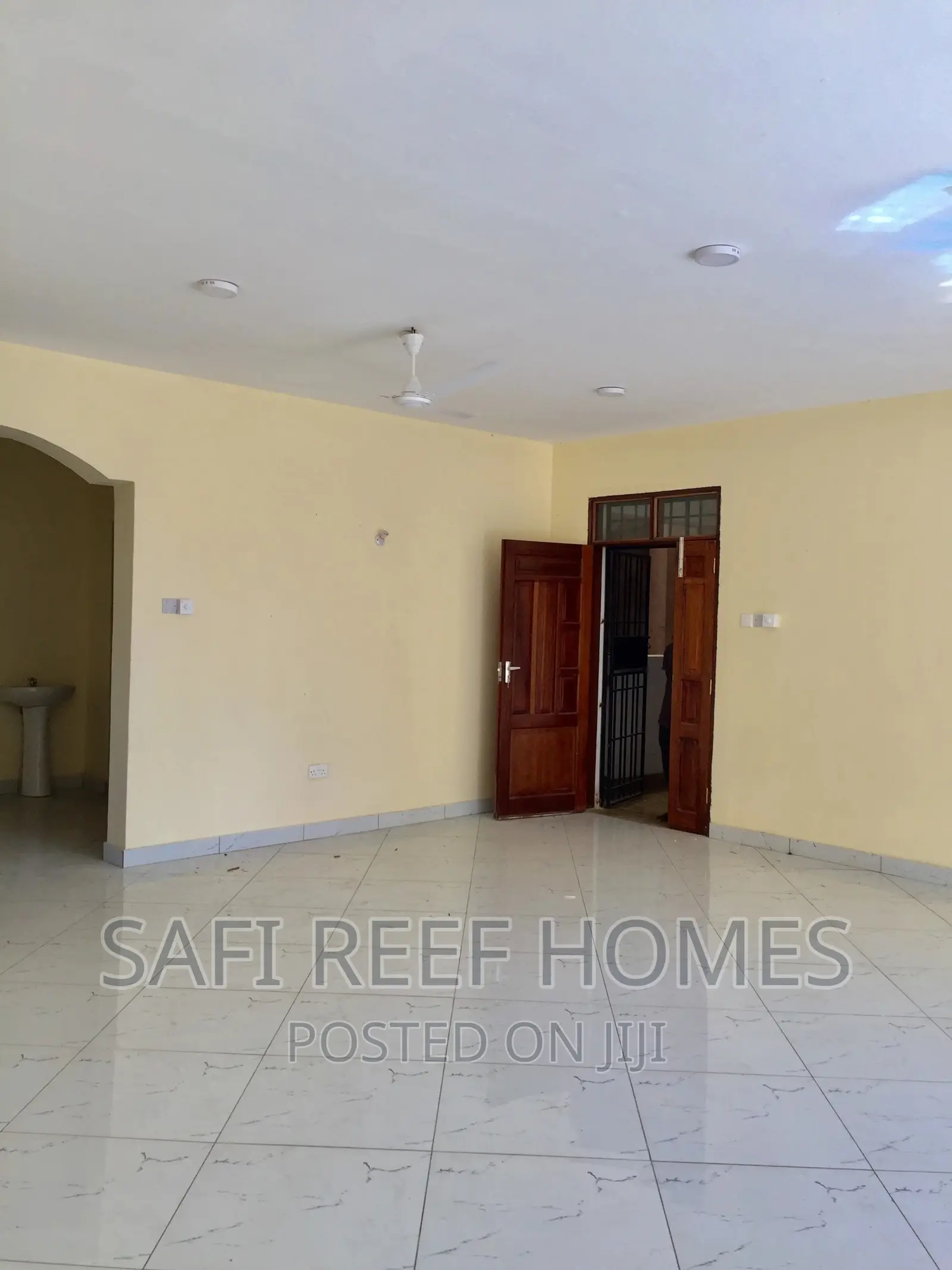 Rent a 3-Bedroom Apartment in Nyali, Kenya - Ideal for Families in Nyali