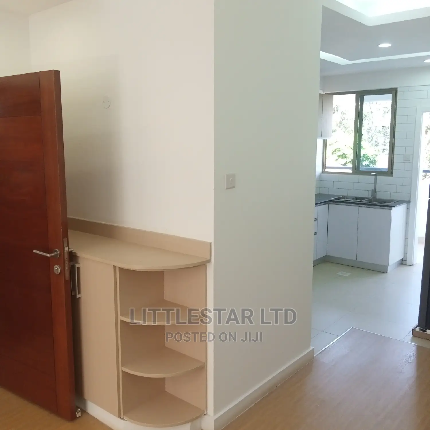 3bdrm Apartment in Lavington for Sale in Lavington