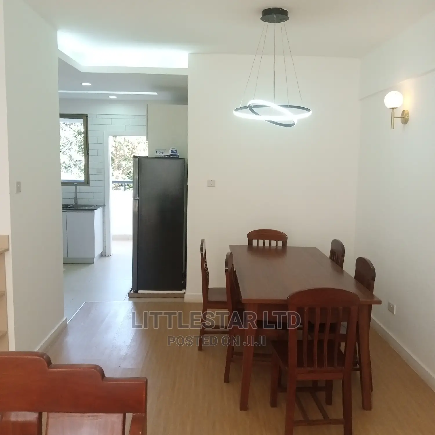 3bdrm Apartment in Lavington for Sale in Lavington