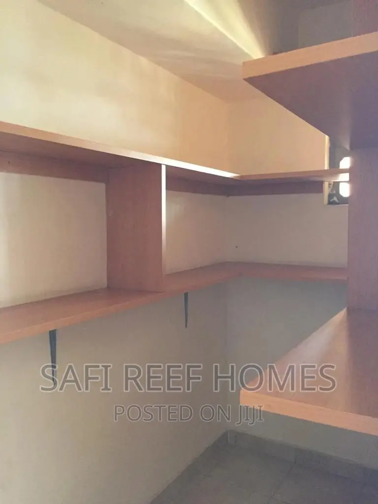 Modern 3-Bedroom Apartment in the Heart of Nyali Leisure - Rent Today! in Nyali