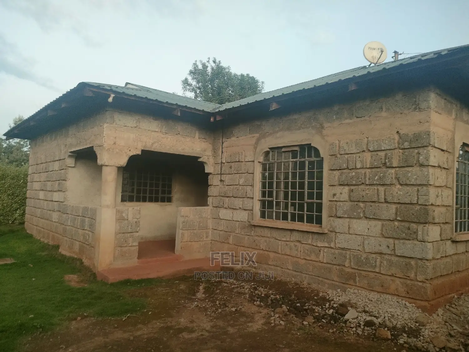 Karatina / Mwanda 3 Bedroomed House in Karatina Town