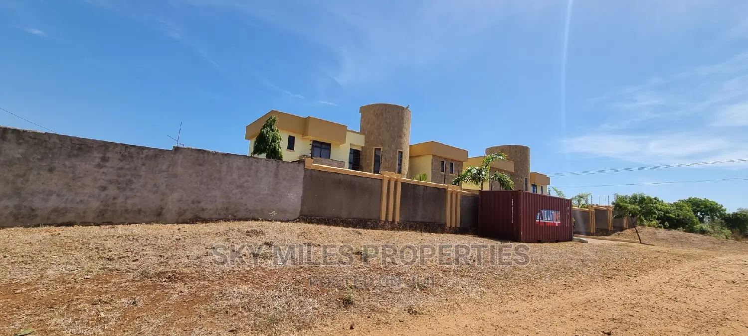 Stunning 4-Bedroom Villa in Mtwapa's Jumba Ruins - Up for Sale in Mtwapa