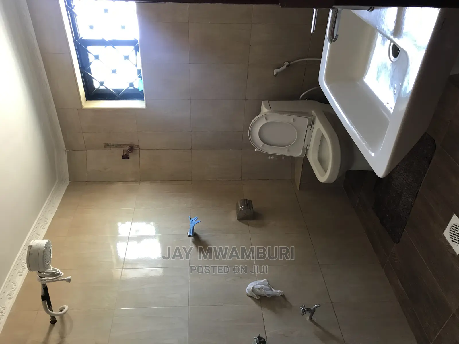 5bdrm Maisonette in Katani for Sale in Katani