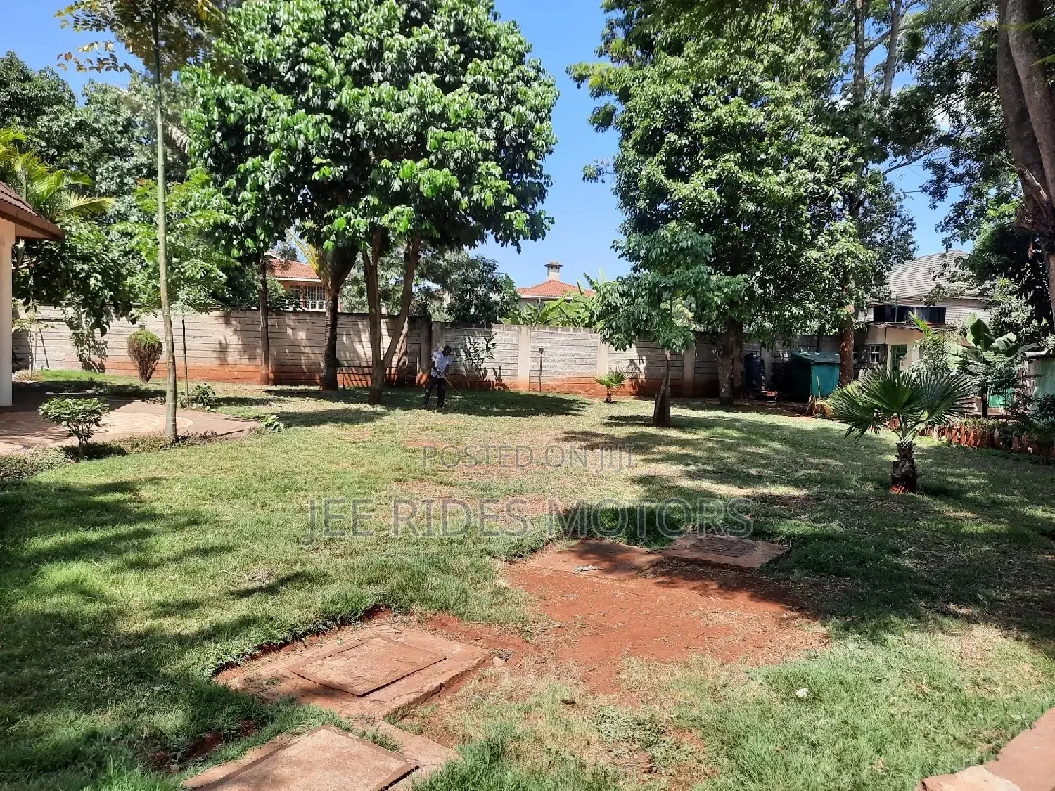 Spacious 8-Bedroom Furnished Home in New Muthaiga, Nairobi Central for Sale in Nairobi Central