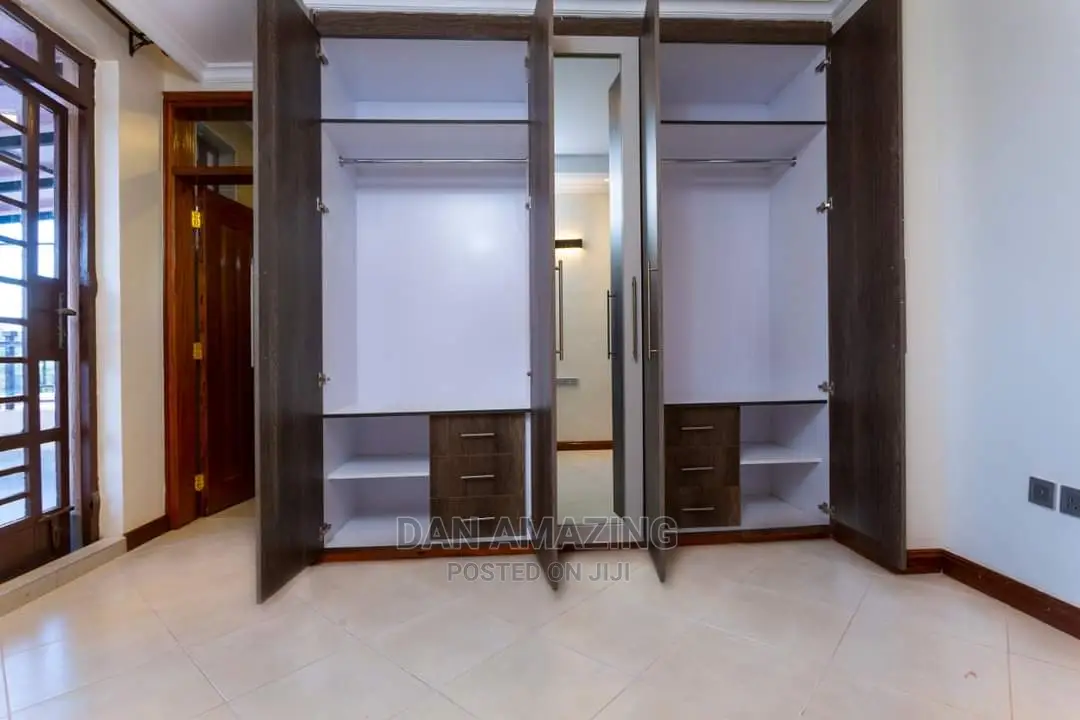 4-Bedroom Townhouse/Terrace in Sought-after Ololua, Ngong - For Sale in Ngong