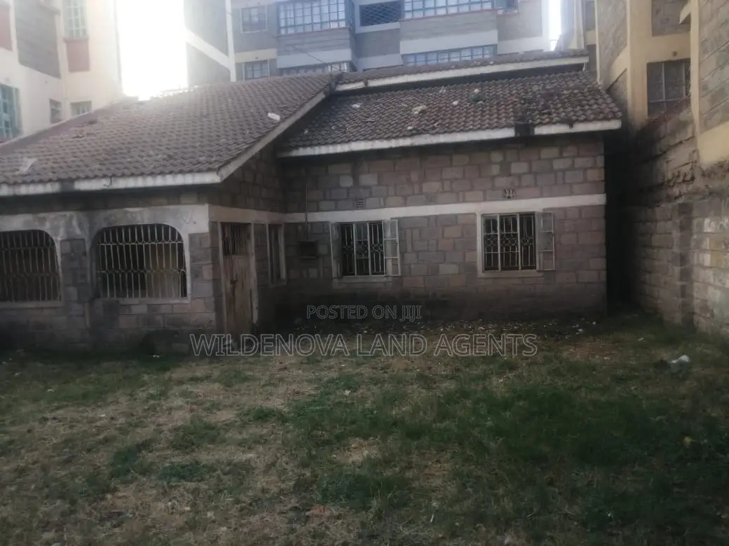 Land for Sale: Umoja, Nairobi's Growing Community in Umoja I