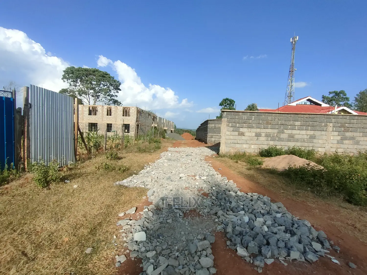 Karatina/Unjiru 1/4 Plot on Sale in Karatina Town
